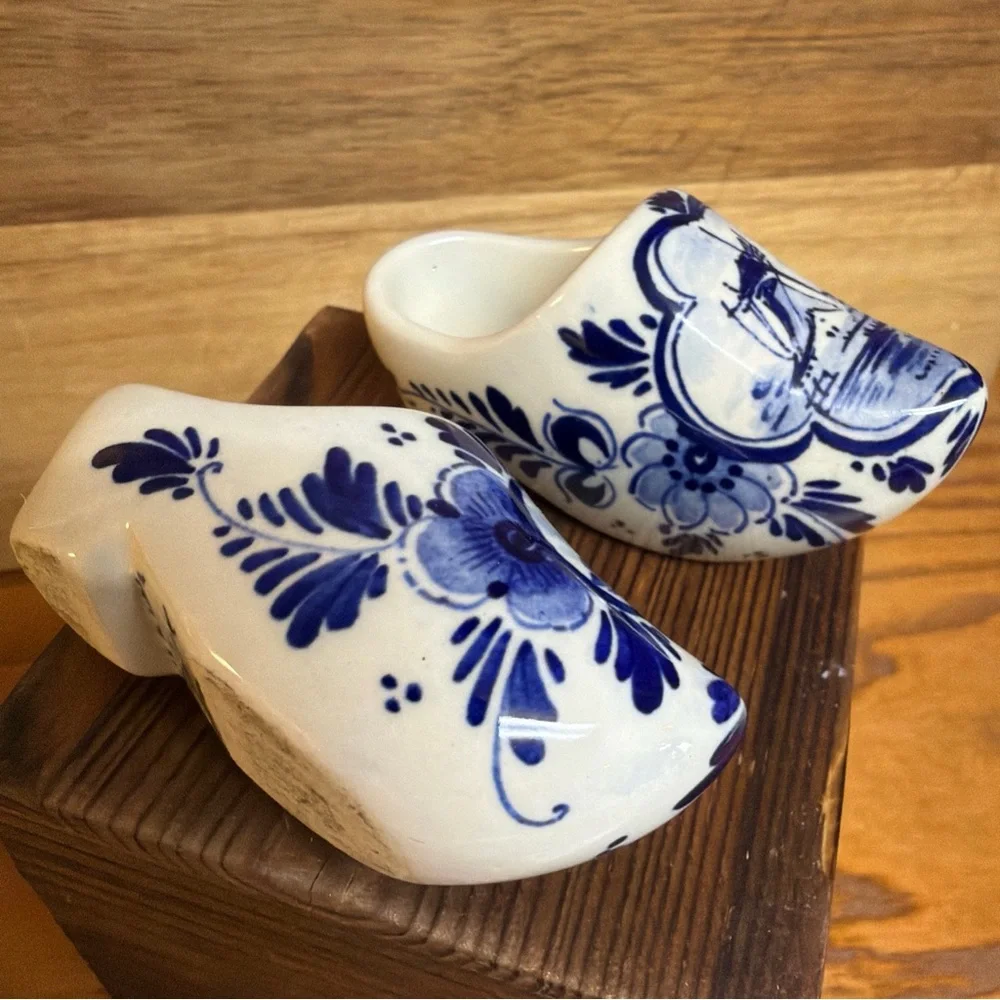 Vintage Delft Blue and White Ceramic Clogs made in Holland Excellent Condition